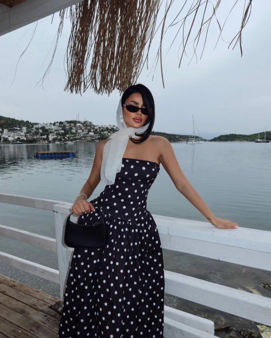 Polka dots dress